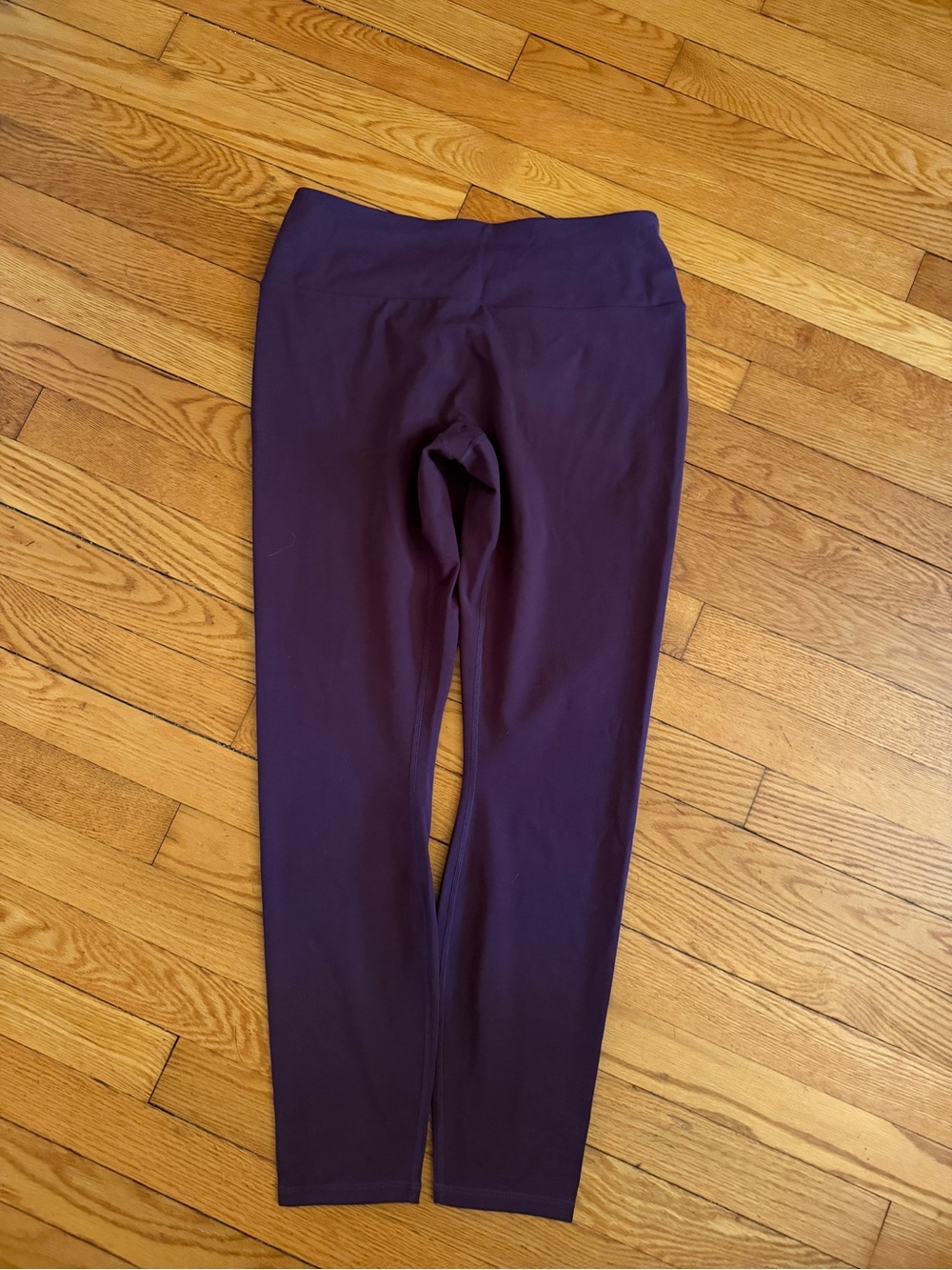 Fabletics Plum High-Rise Scrunch Butt Leggings Sz Large